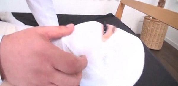  Subtitled bizarre Japanese woman bandaged head to toe